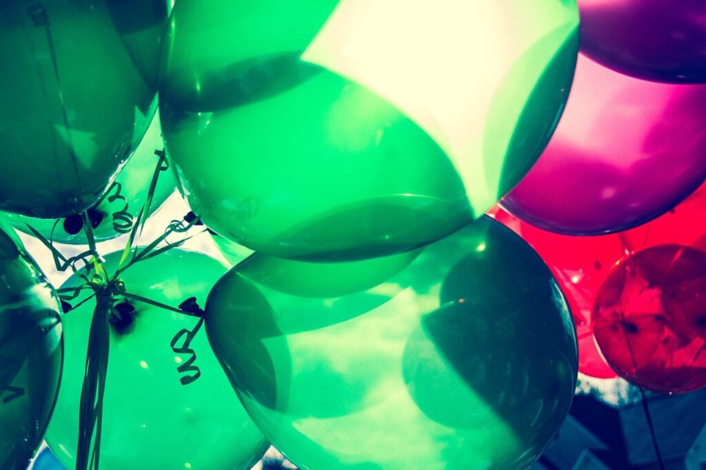 happy birthday, balloons, celebrate-1869269.jpg
